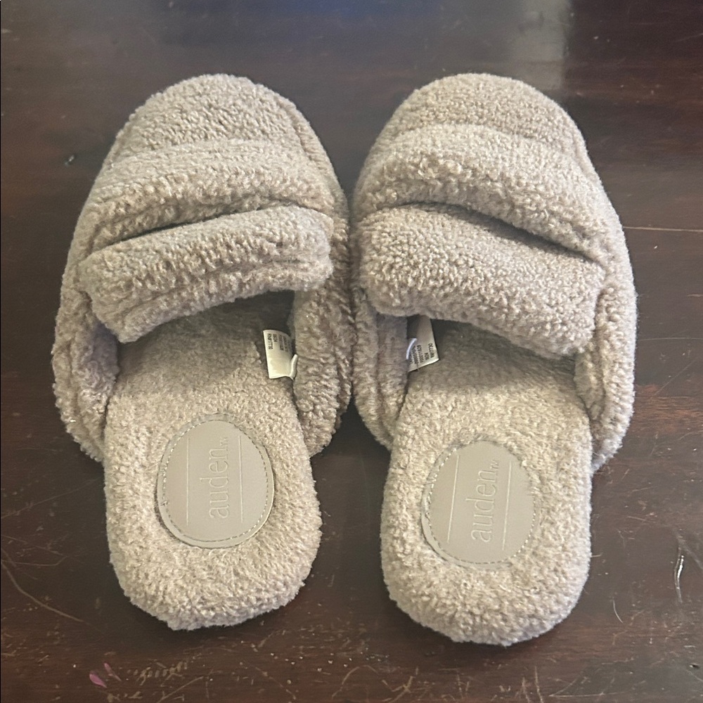 Auden Plush Taupe Slippers